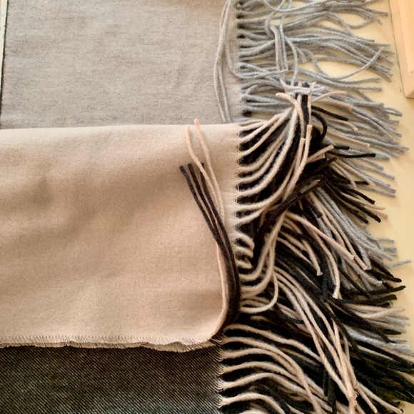 Neutral Scarf - Picture 2 of 3